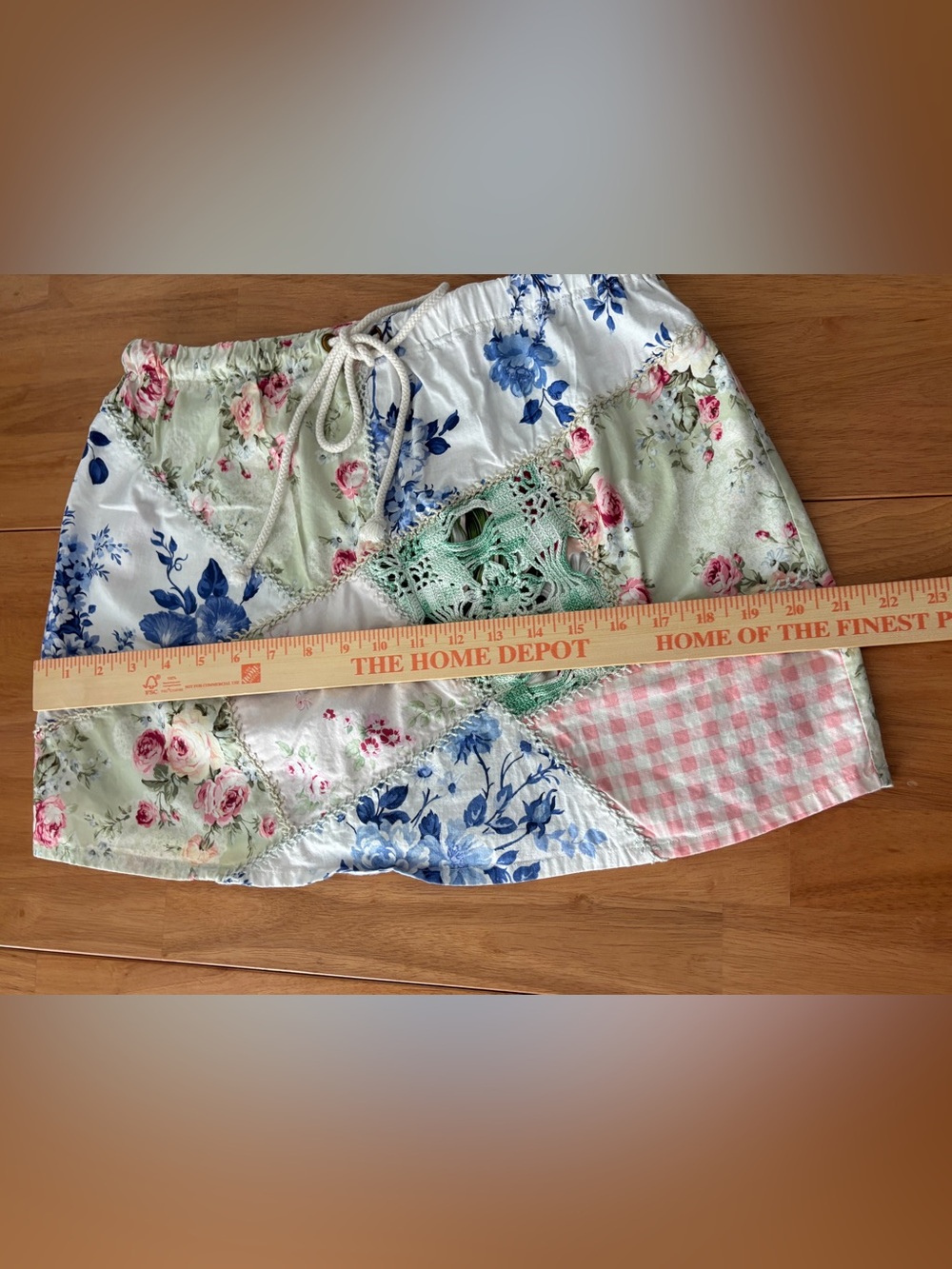 Cottagecore Patchwork Miniskirt with Drawstring Closure ~ See measurements - Picture 5 of 6